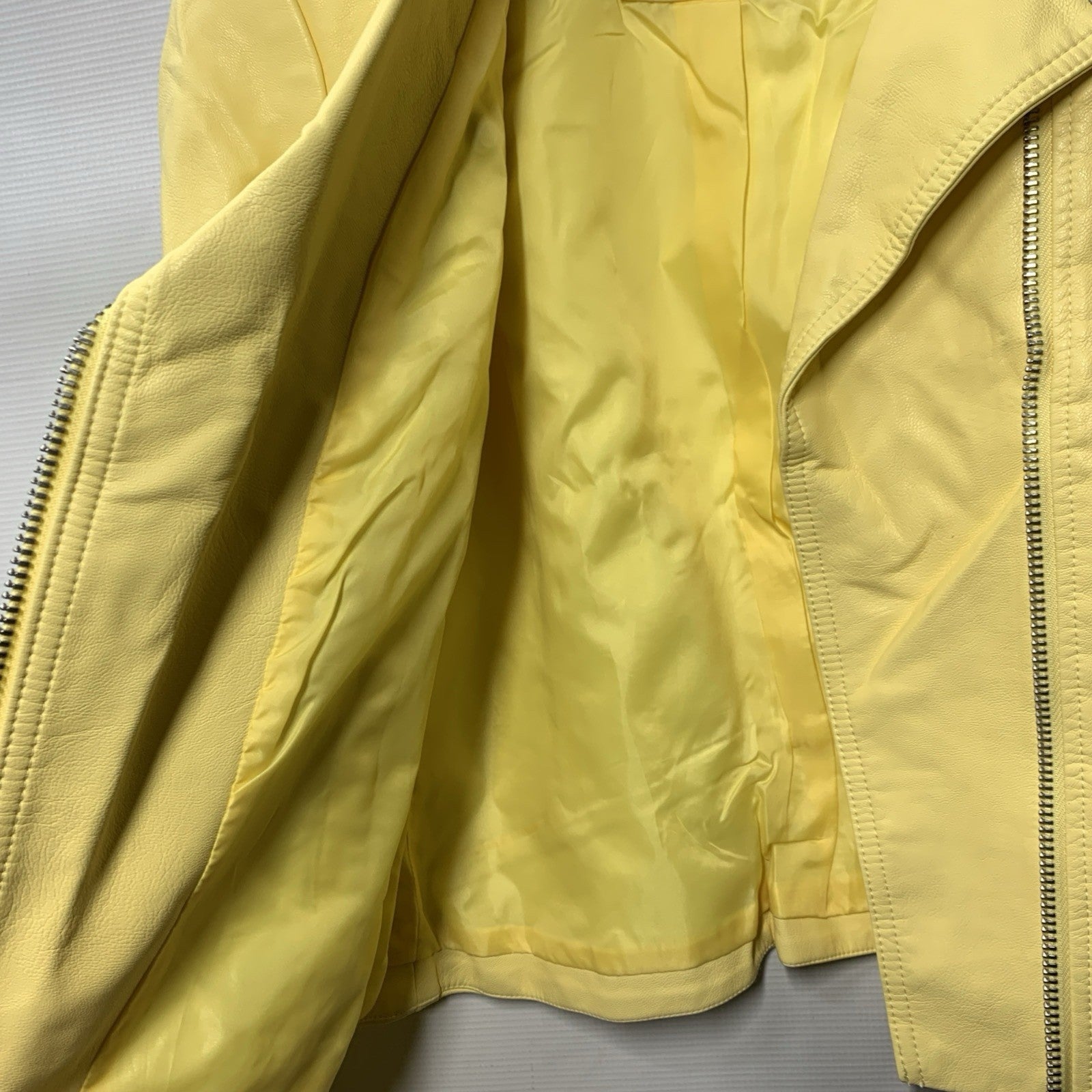 Levis Jacket Womens S Yellow Long Sleeve Moto Biker Cafe Racer Zip Coat LW1RU538