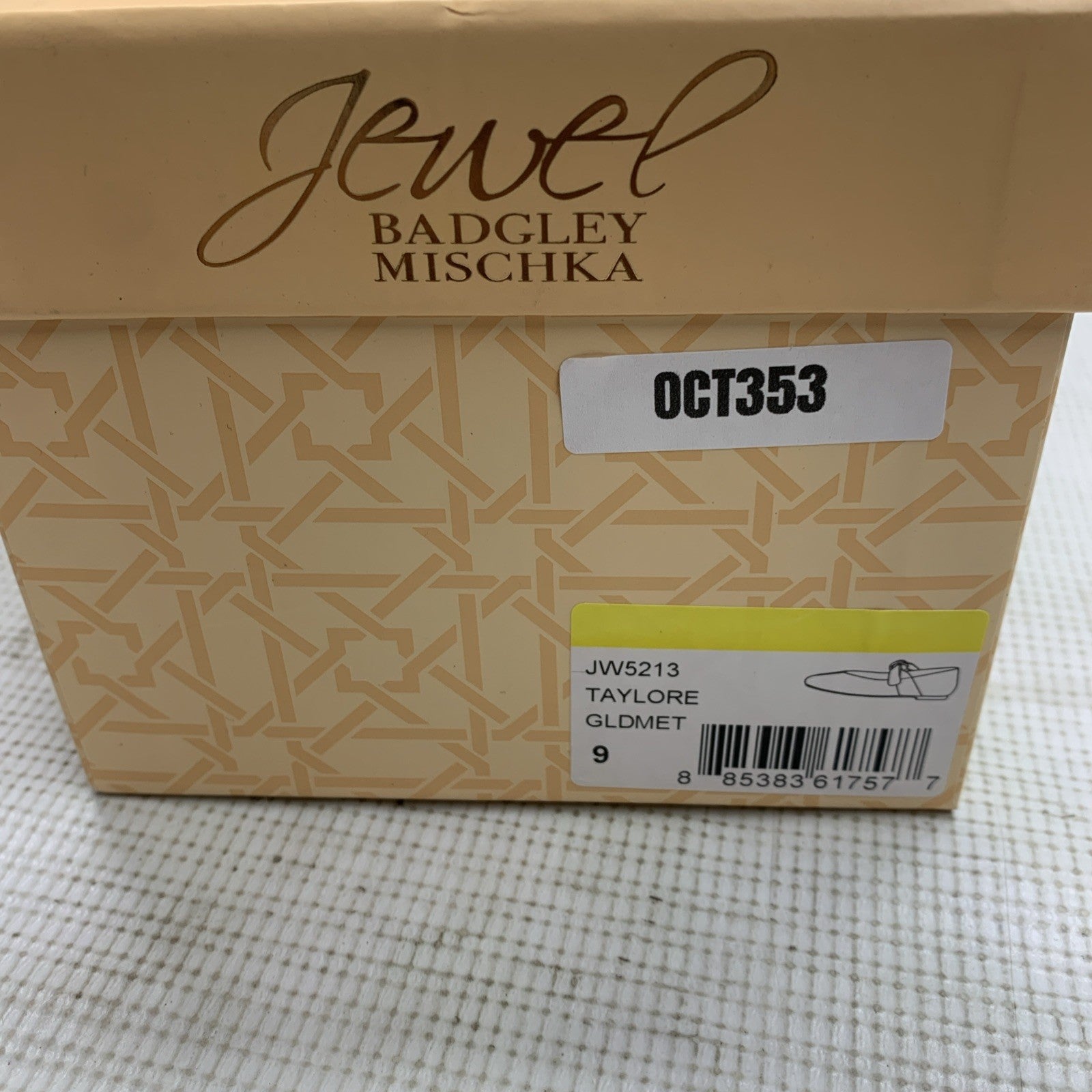 Jewel Badgley Mischka Taylore Pull-On Mary Jane Flats JW5213 Dress Shoes Size 9