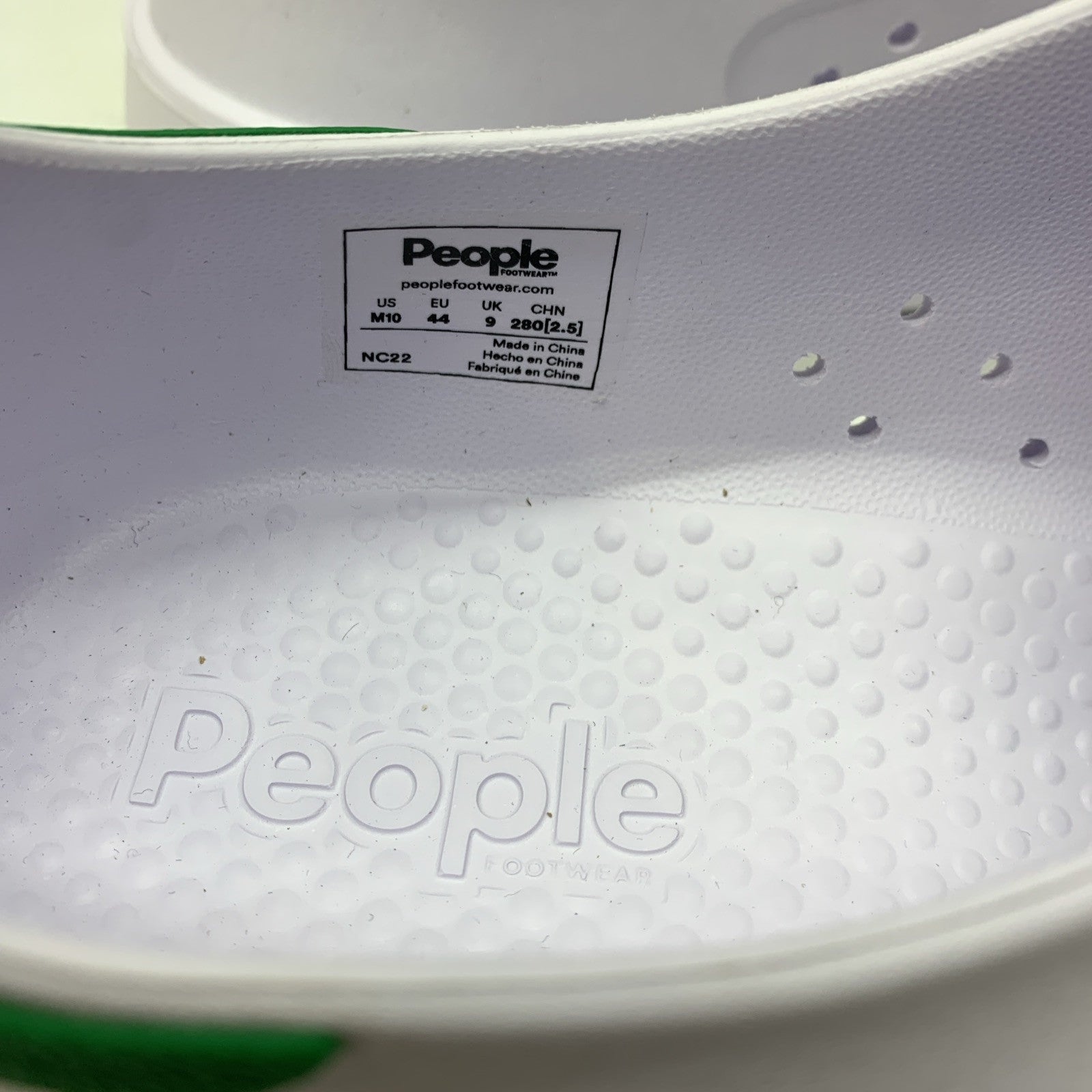 Ace, Water Sneaker Shoes  Men’s 10 Comfort, Lightweight, Yeti White Kelly Green