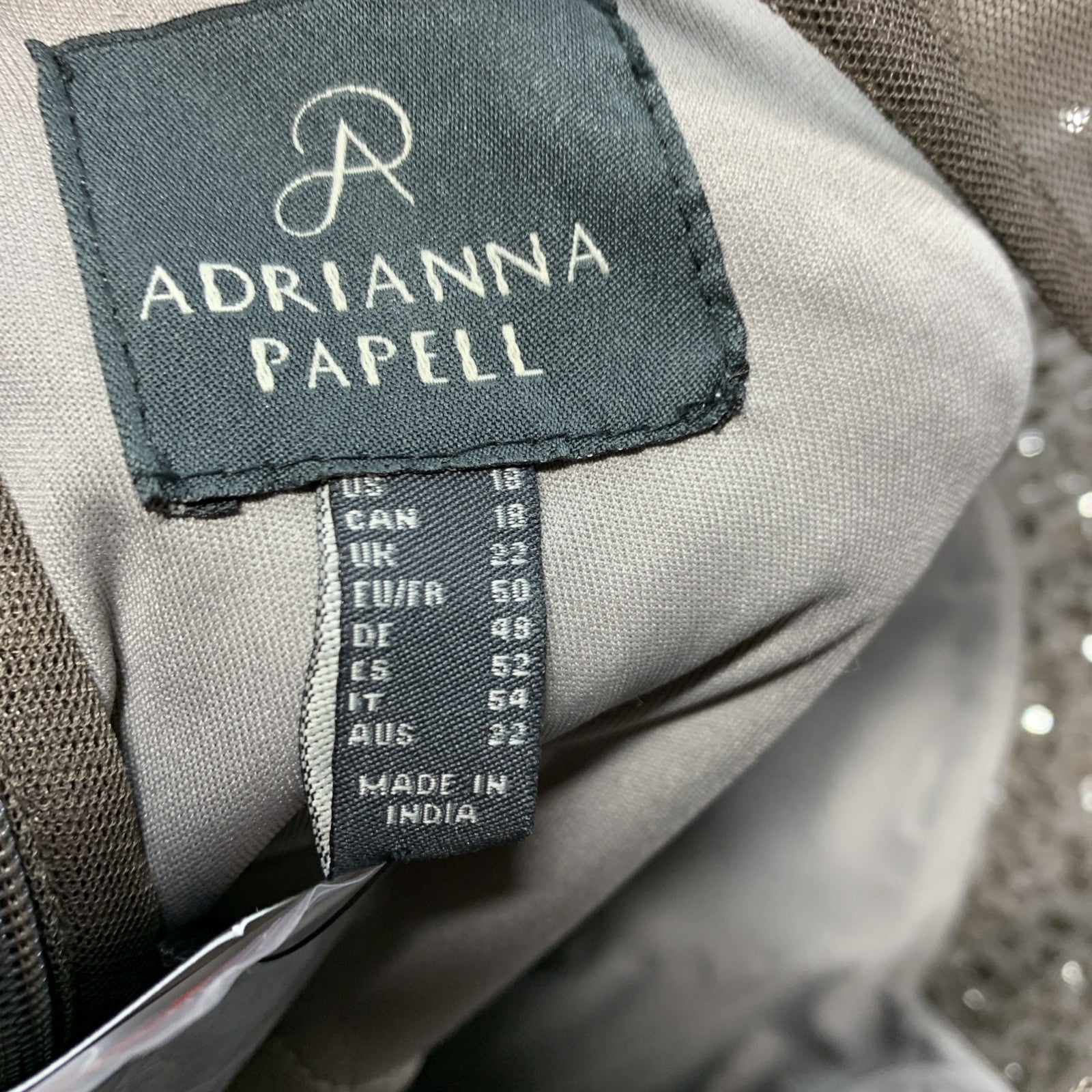 Adrianna Papell Women's 3/4 Sleeve Beaded Evening Illusion Dress Gown Size 18