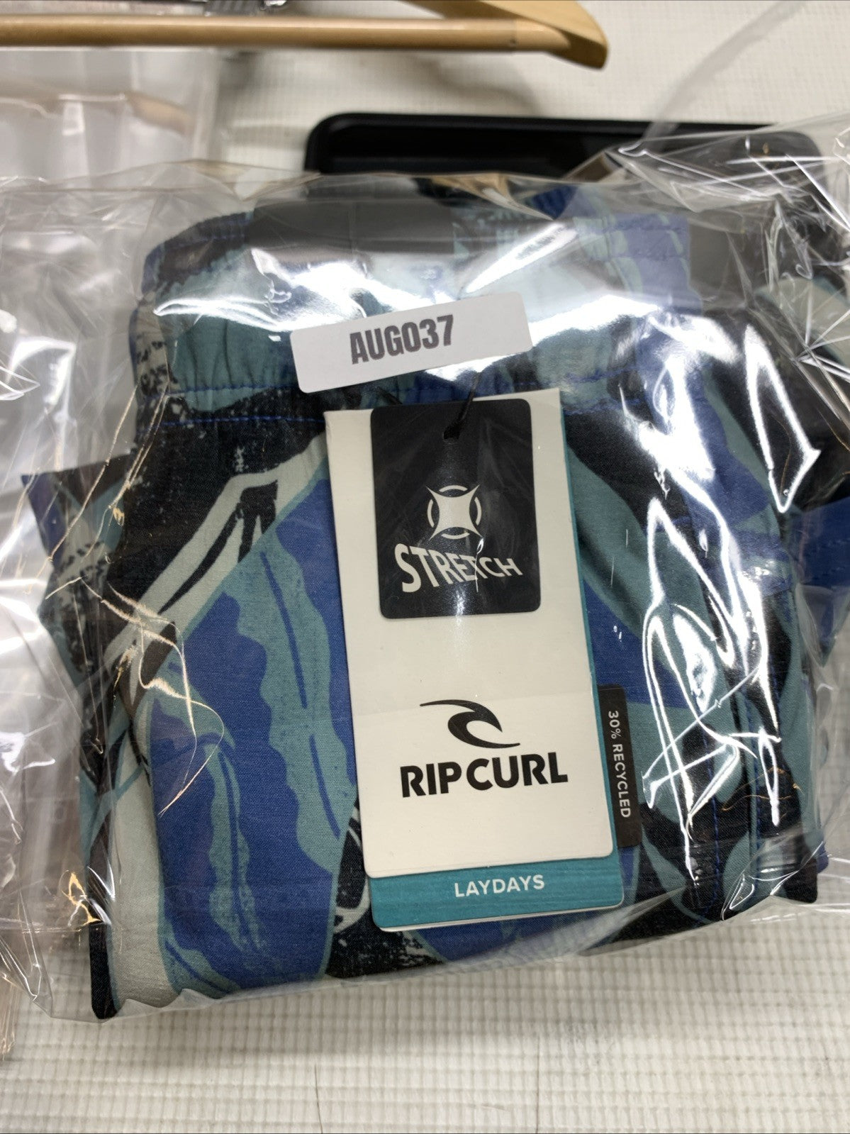 RipCurl Laydays Party Pack Volley Boardshort Blue Yonder Size XL Beach Shorts