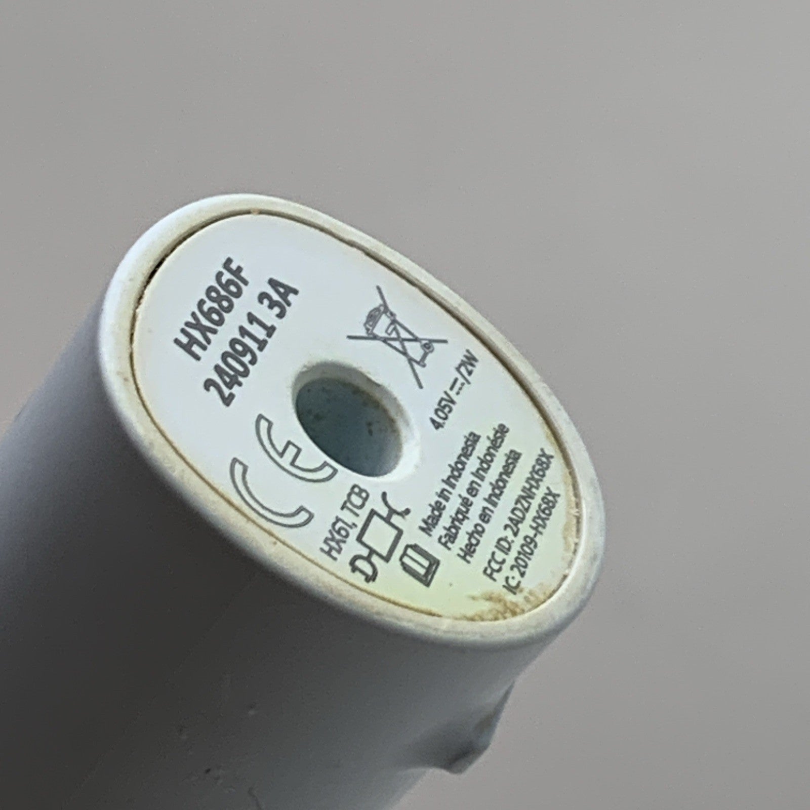 Philips Sonicare Protective Clean Electric Toothbrush Series HX686F - FOR PARTS