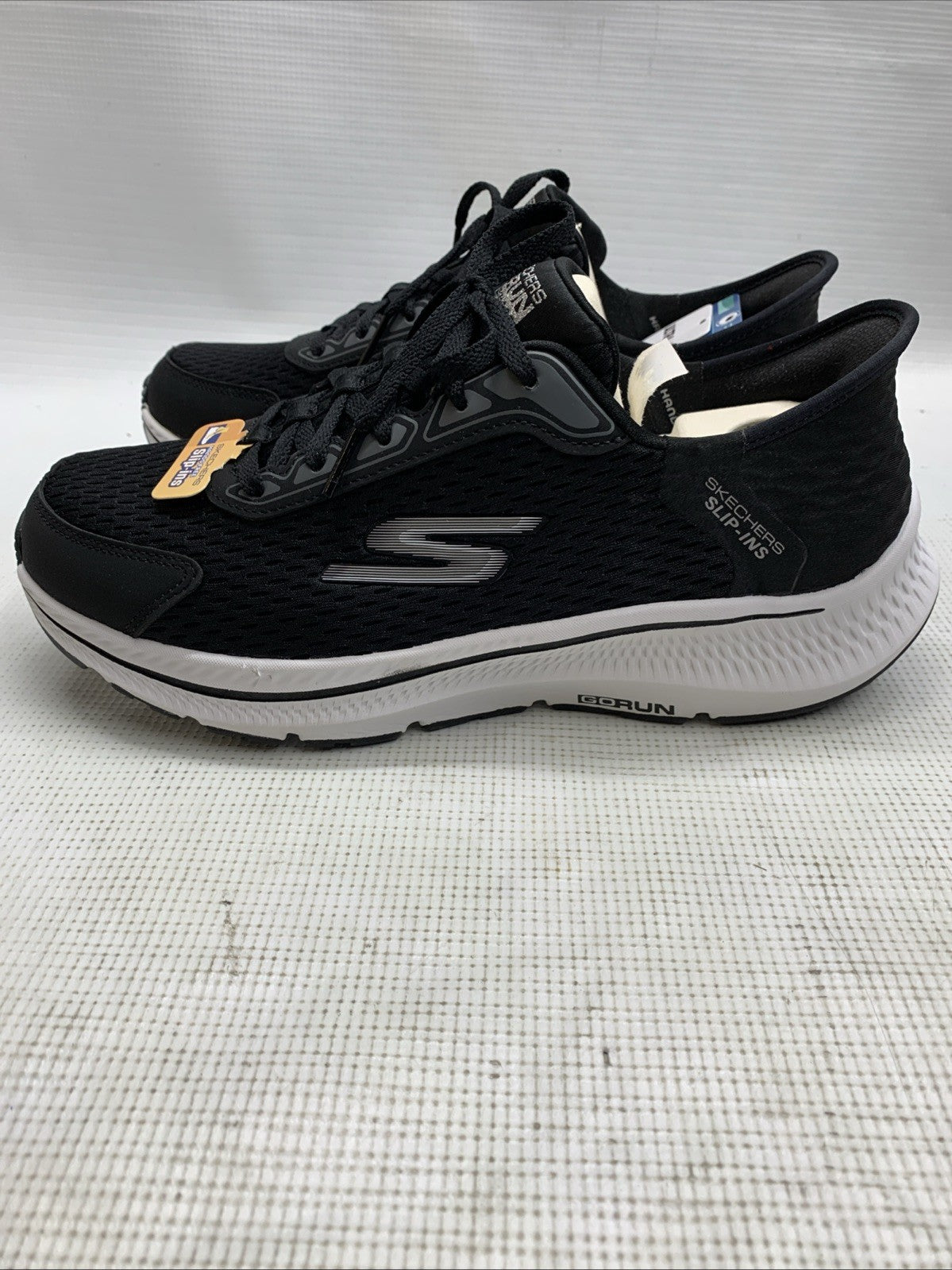 SKECHERS Women's Go Run Consistent 2.0 Endure Sneaker 128615/BKSL Black Shoe 8.5