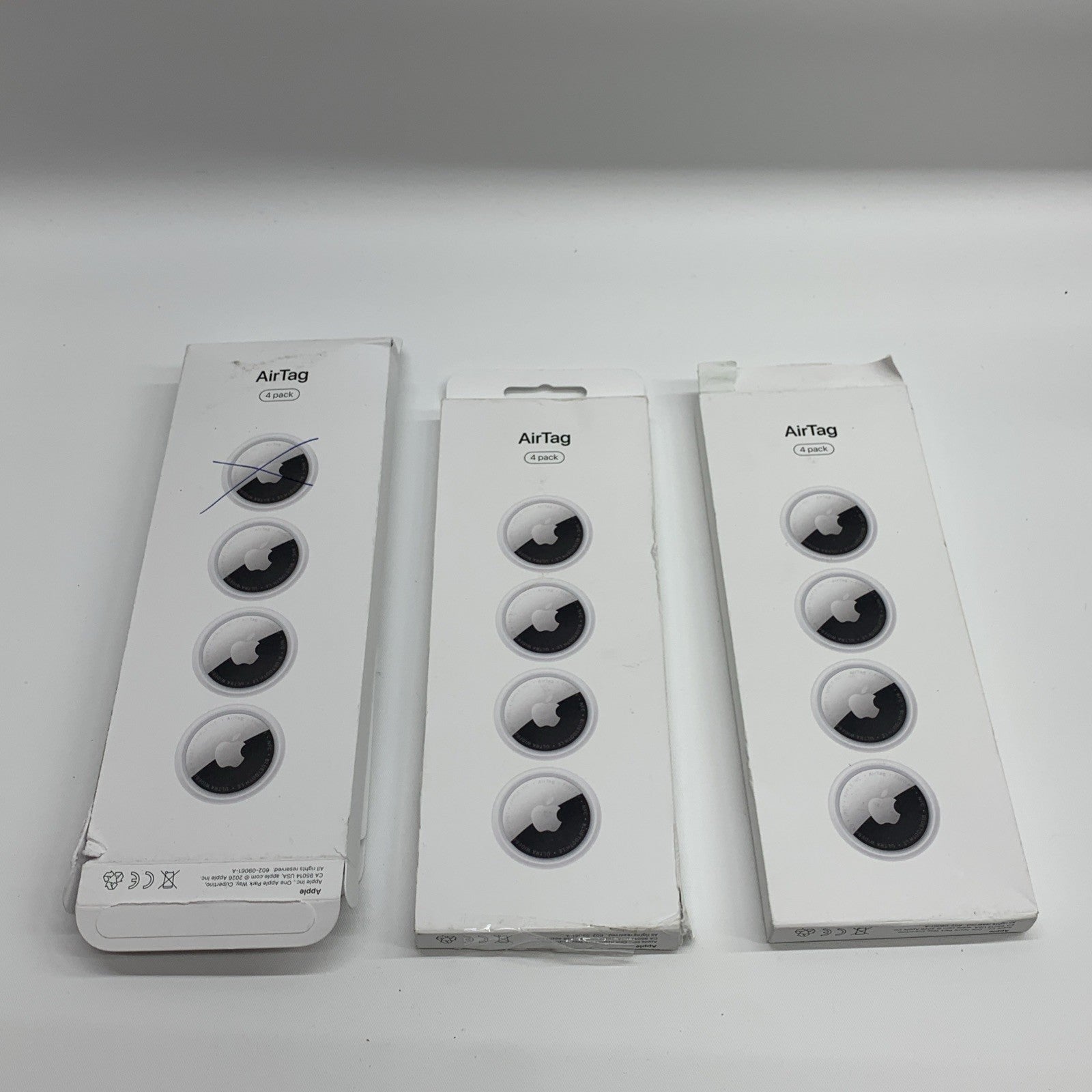 Apple AirTag 2nd Gen 4 Pack Tracker Tracker for Keychain Wallet & More Lot Of 3