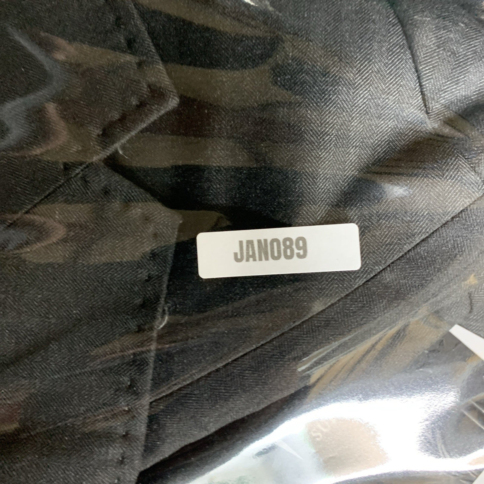 Haggar Men's Travel Performance Tailored Fit Suit Long Sleeve Regular Size 38