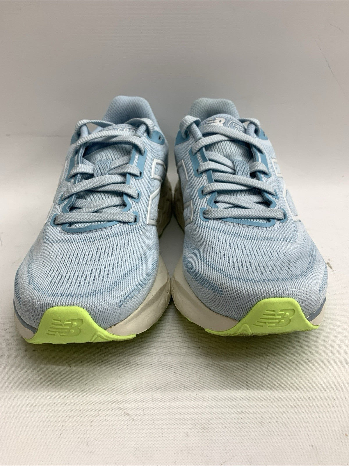 New Balance Women's Fresh Foam W680LT8 Running Shoes Lightweight Sz 5.5 Lace-up