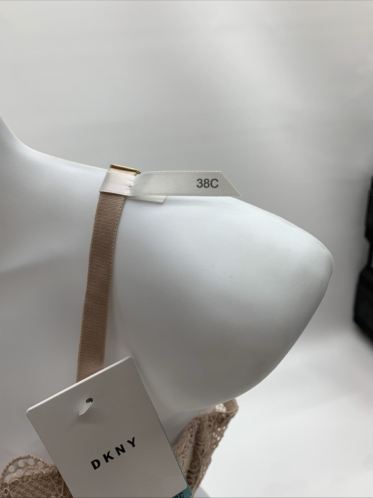 DKNY Superior Lace Balconette Bra Underwire Size 38C Beige DK4500 Lined Cups