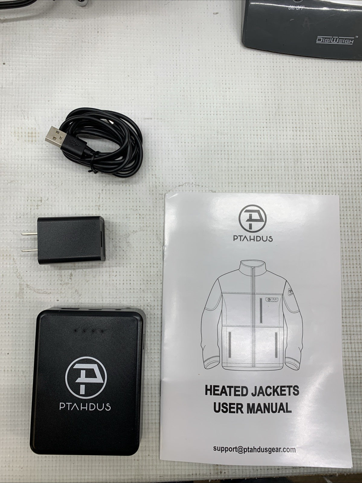 Ptahdus Mens Heated Jacket Relaxed Fit Long Sleeve Gray with Battery Pack Size M