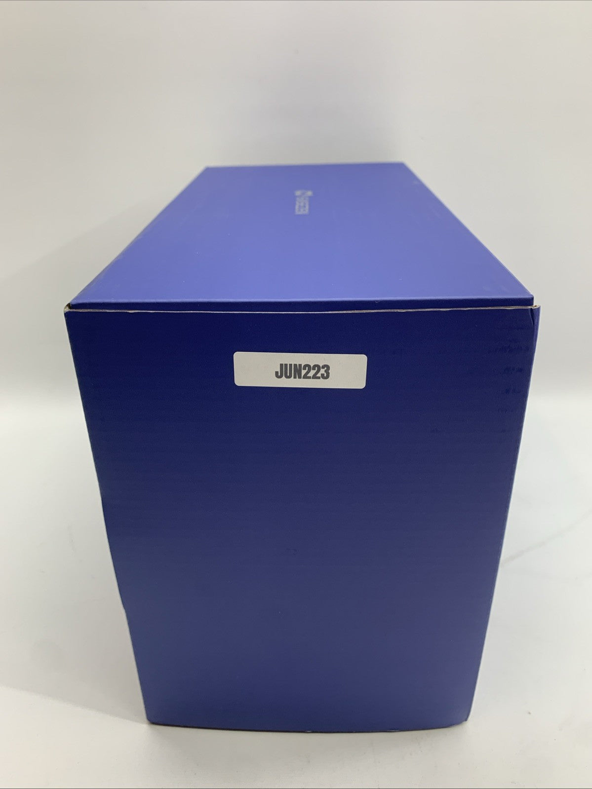 EaseZen Hand Massager Heat Compression Arthritis Carpal Tunnel Circulation White