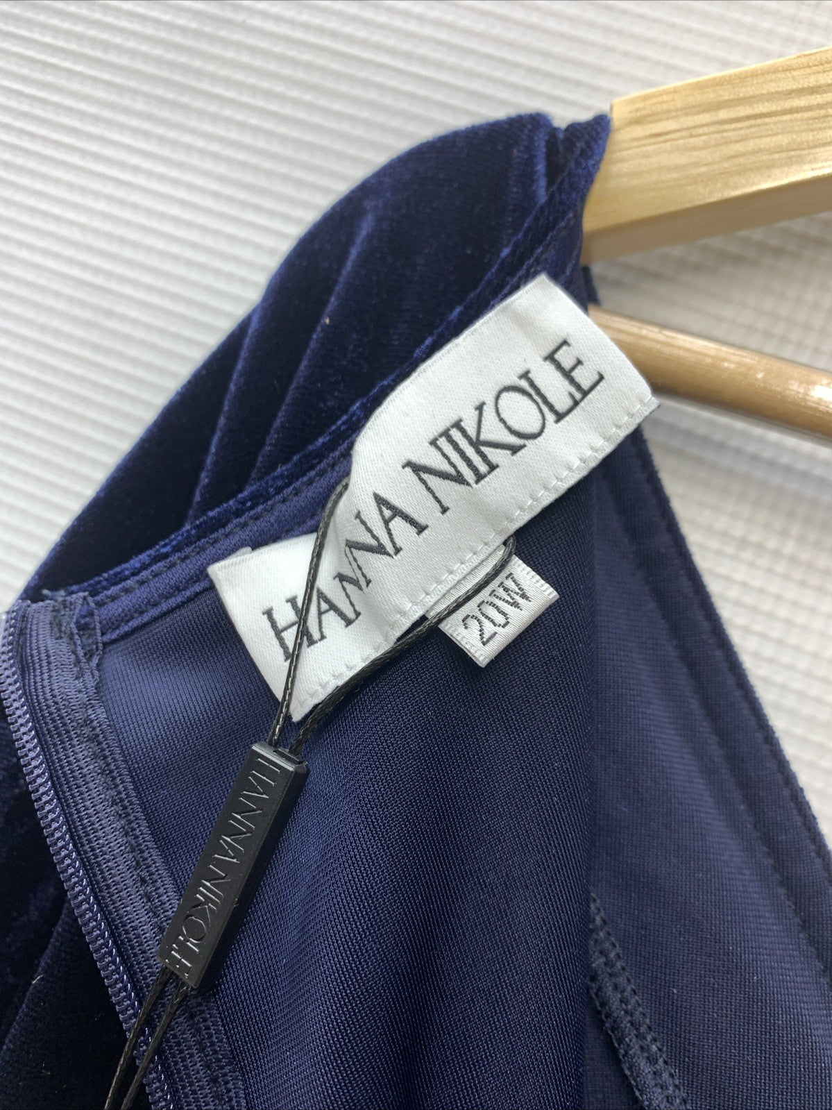 Hanna Nikole Women's Plus Size Velvet Side Slit Sequin Dress V Neck - Size 20W