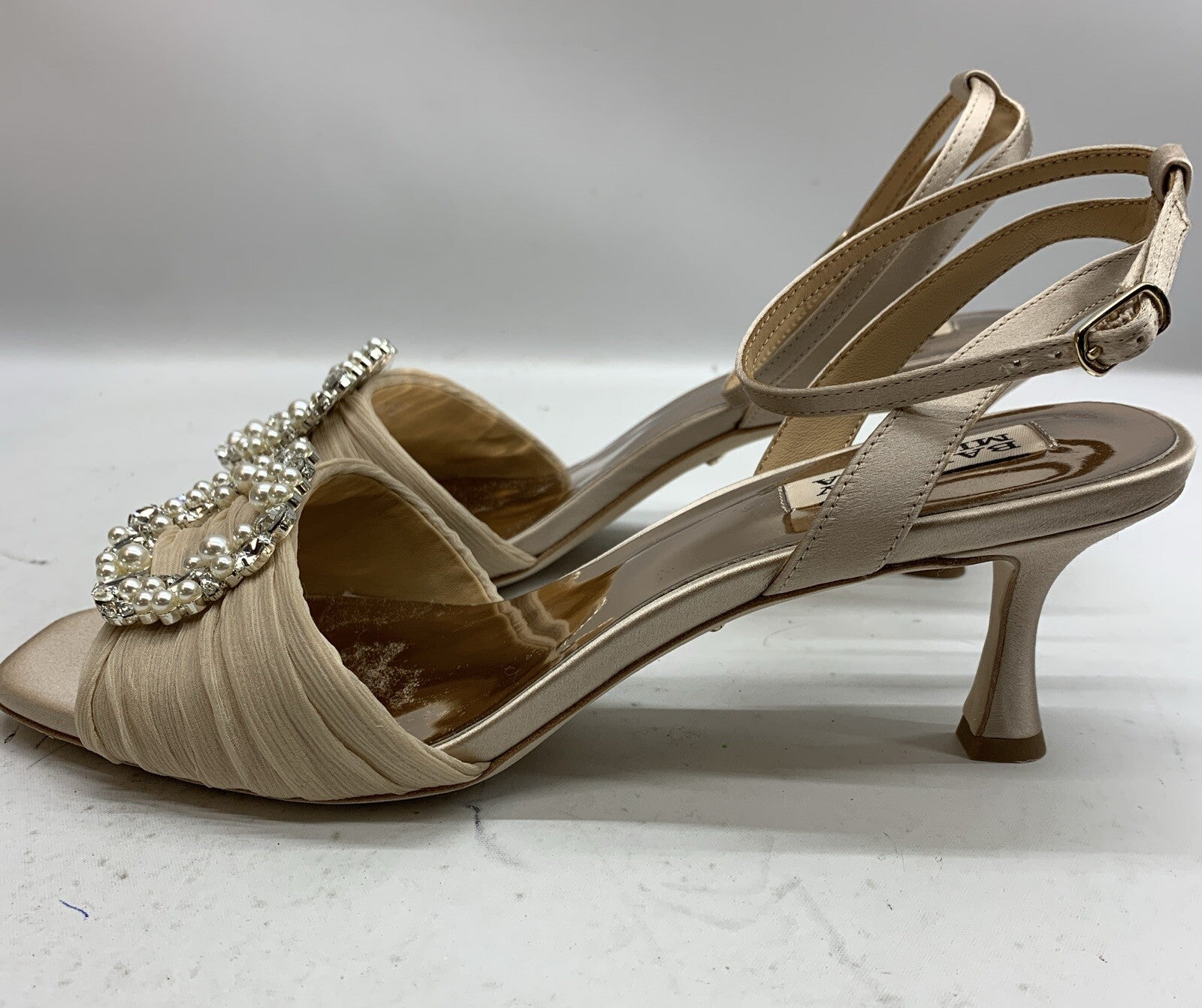 Badgley Mischka Women's Nimah Kitten Heel Sandal Heeled Nude Size 9 Open Toe