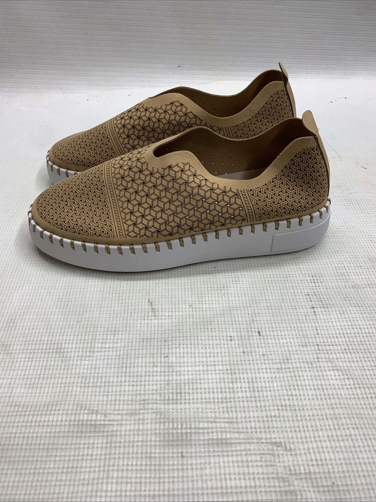 Project Cloud Women's Brown 11 Platform Sneaker Slip-On Memory Foam Comfort