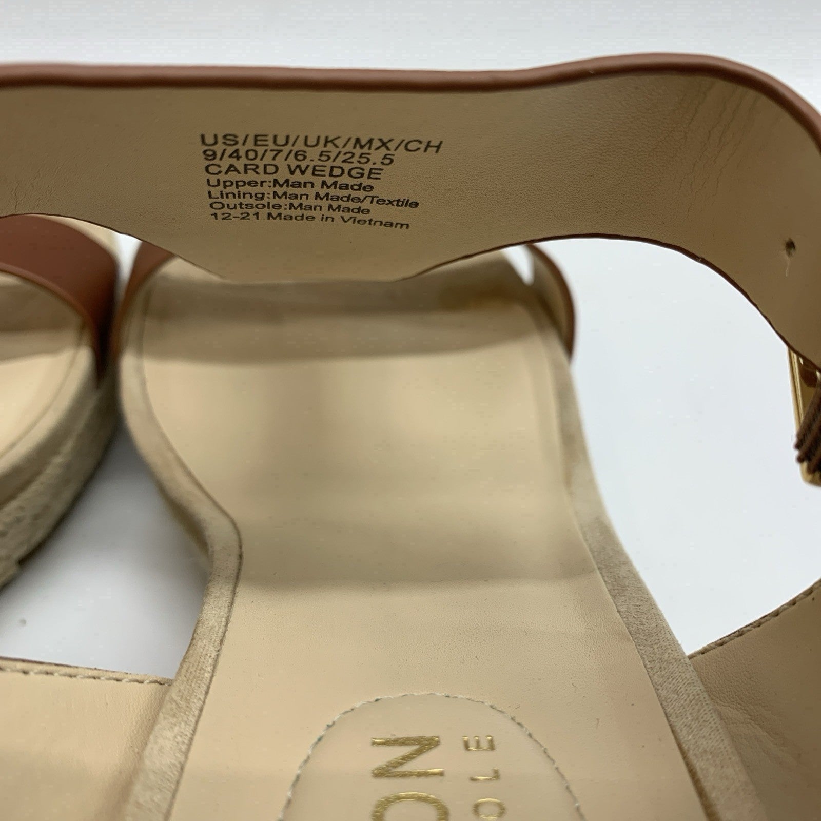 Kenneth Cole REACTION Women's Card Platform Wedge Sandal 9 Tan Ortholite Foam