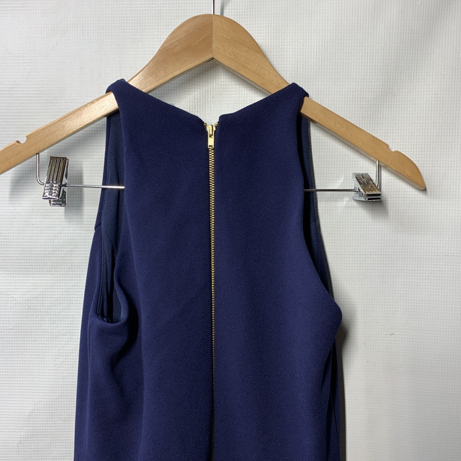 Betsy & Adam Ruffle Long Gown Dress Sleeveless Elegant Cocktail Party Size 4