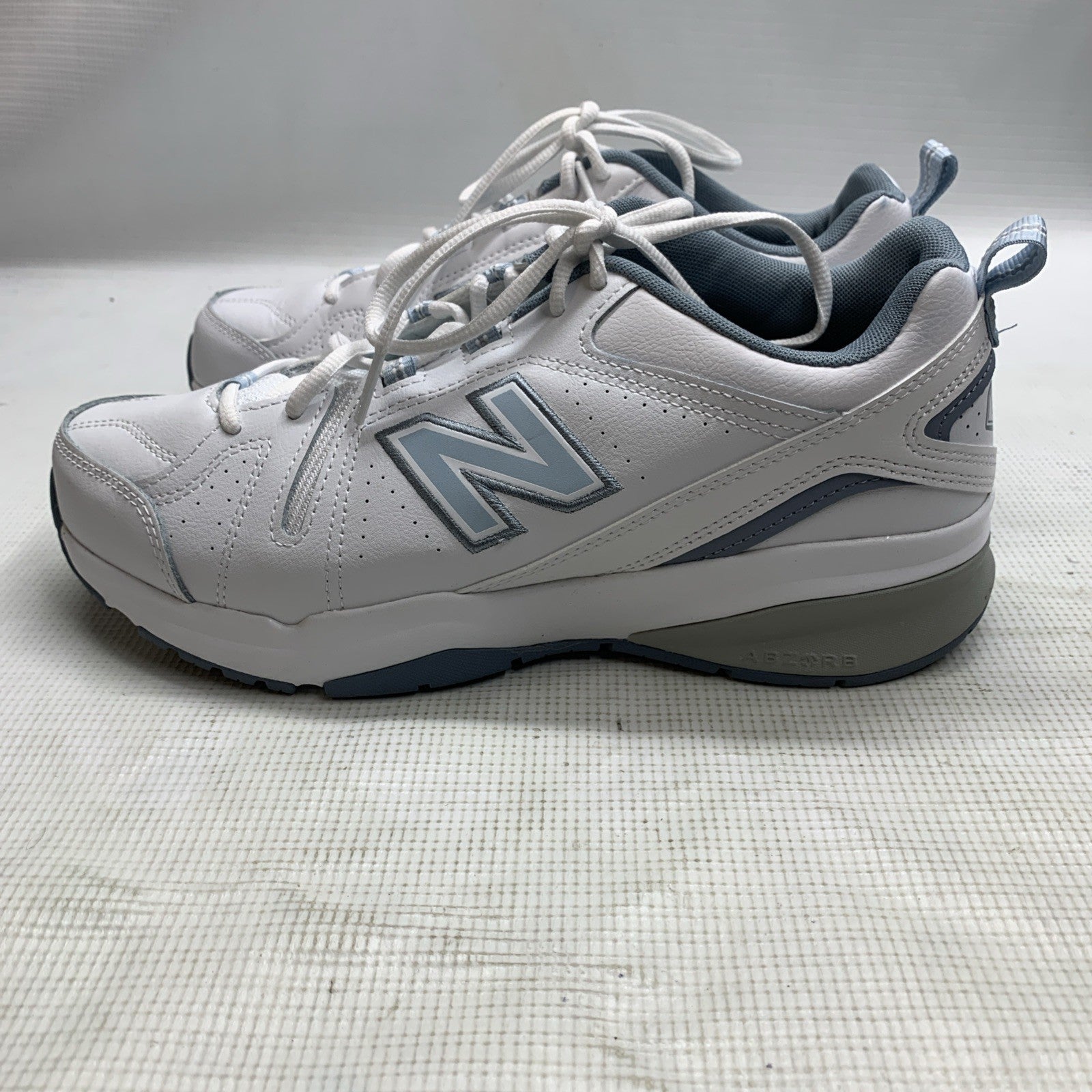 New Balance 608 V5 Womens 10.5 Men's 9 Walking Shoes White Blue Casual Sneakers