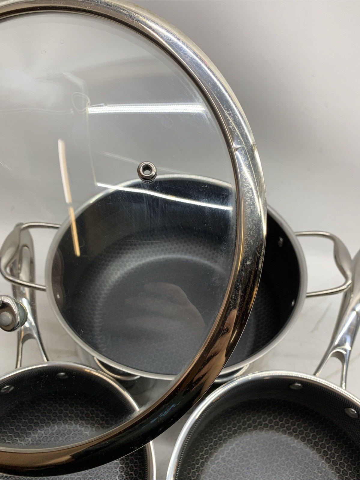 HexClad Hybrid Nonstick 6-Piece Pot Set 8, 3 & 2 Qt Pots with Cover Lids - USED