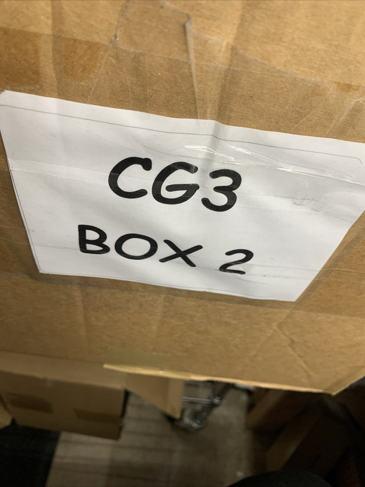 ESR Rebound Series Magnetic Keyboard Case 360 White Bluetooth w/Detachable Case