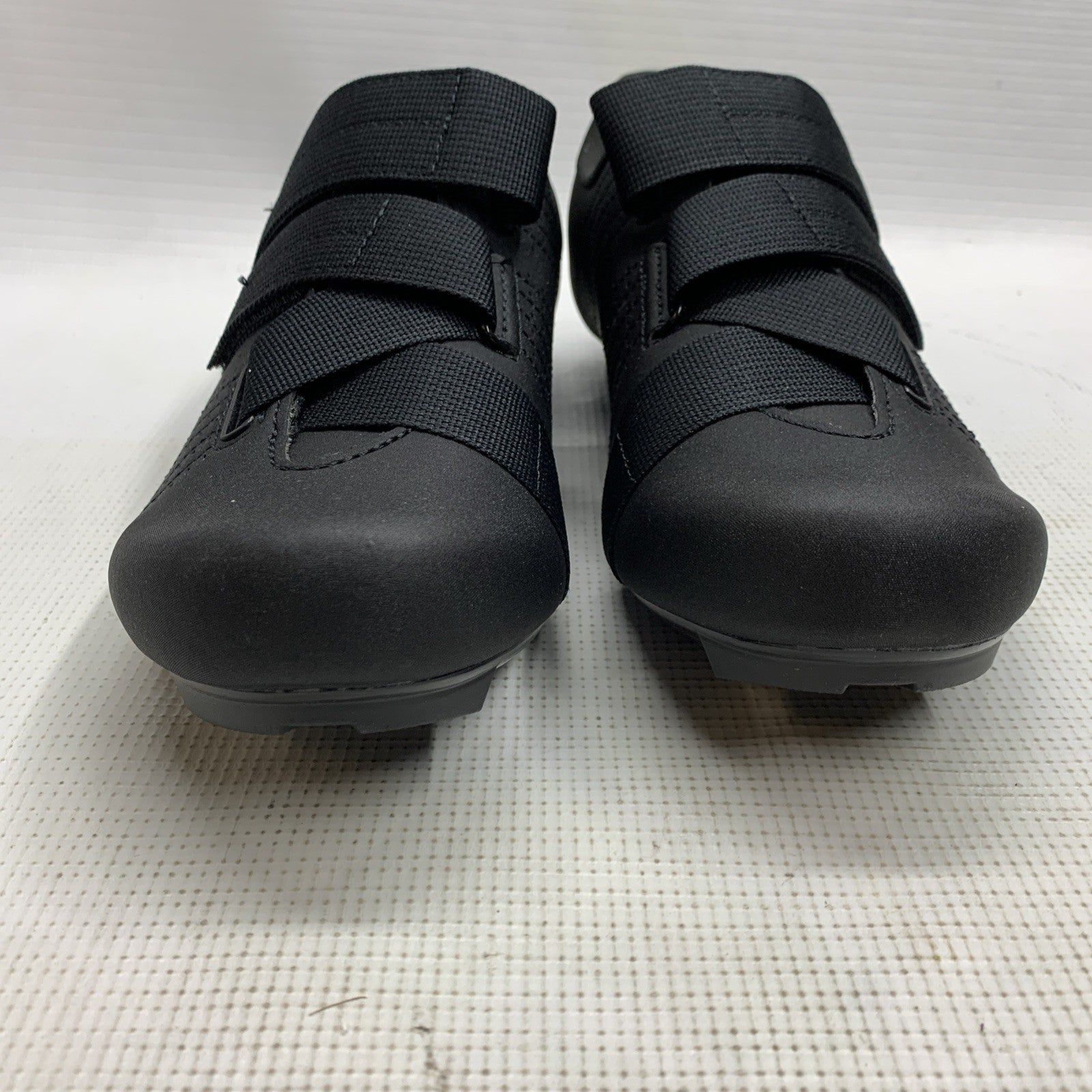 Fi'zi:k Tempo R5 Powerstrap Cycling Shoe Black Size 9.5 Hook & Loop Lightweight