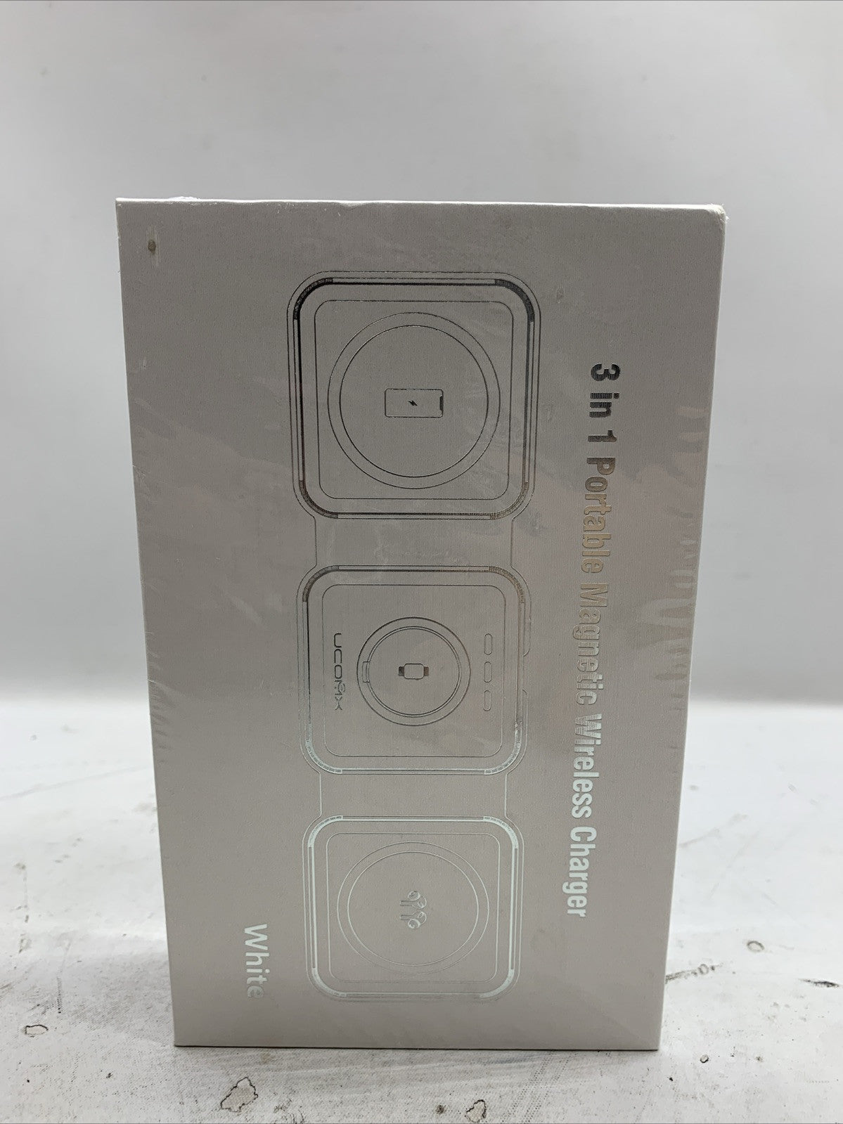 UCOMX Nano 3 in 1 Portable Magnetic Wireless Charger Black for Multple Device