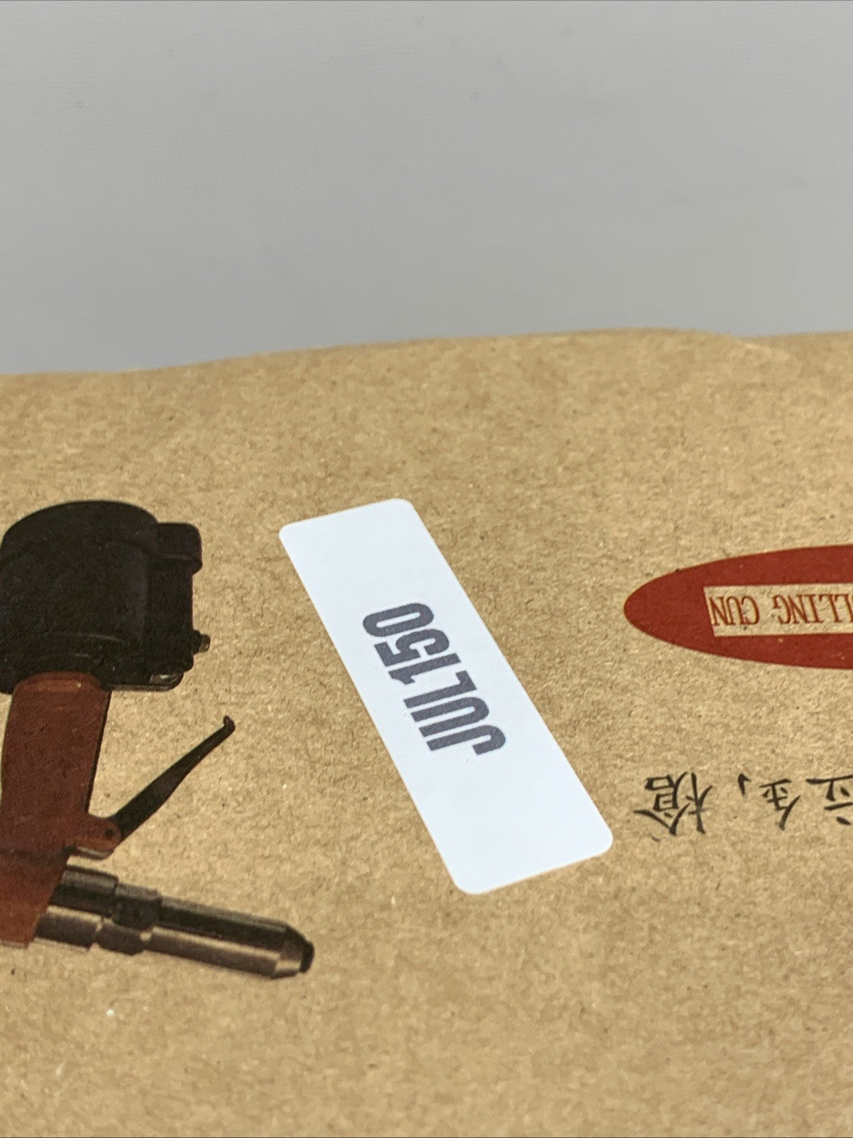 Pneumatic Rivet Gun Industrial Self Priming Rivet Gun Vertical Rivet Gun W500