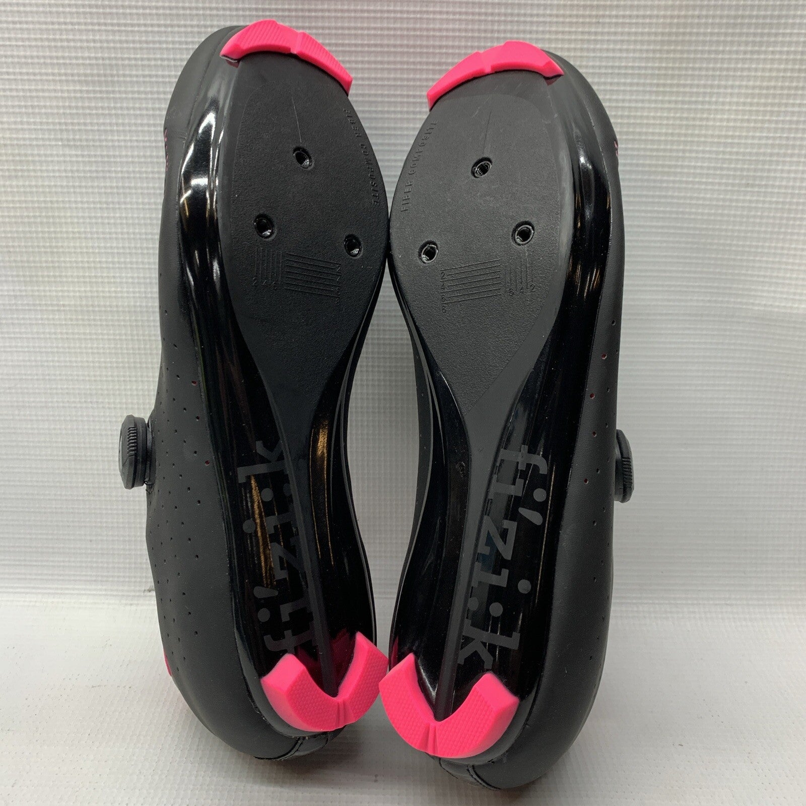 Fizik Road Shoes Tempo R5 Overcurve Black/Pink Fluo TPR5OCMI2-1092 Size 10 1/4