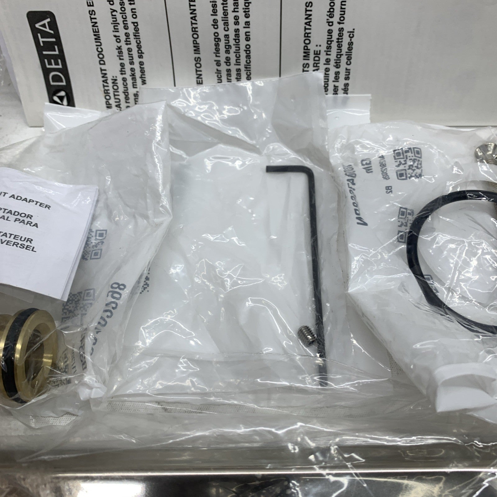 Delta Faucet Dryden 14 Series Single-Function Tub & Shower Trim Kit Single-Spray