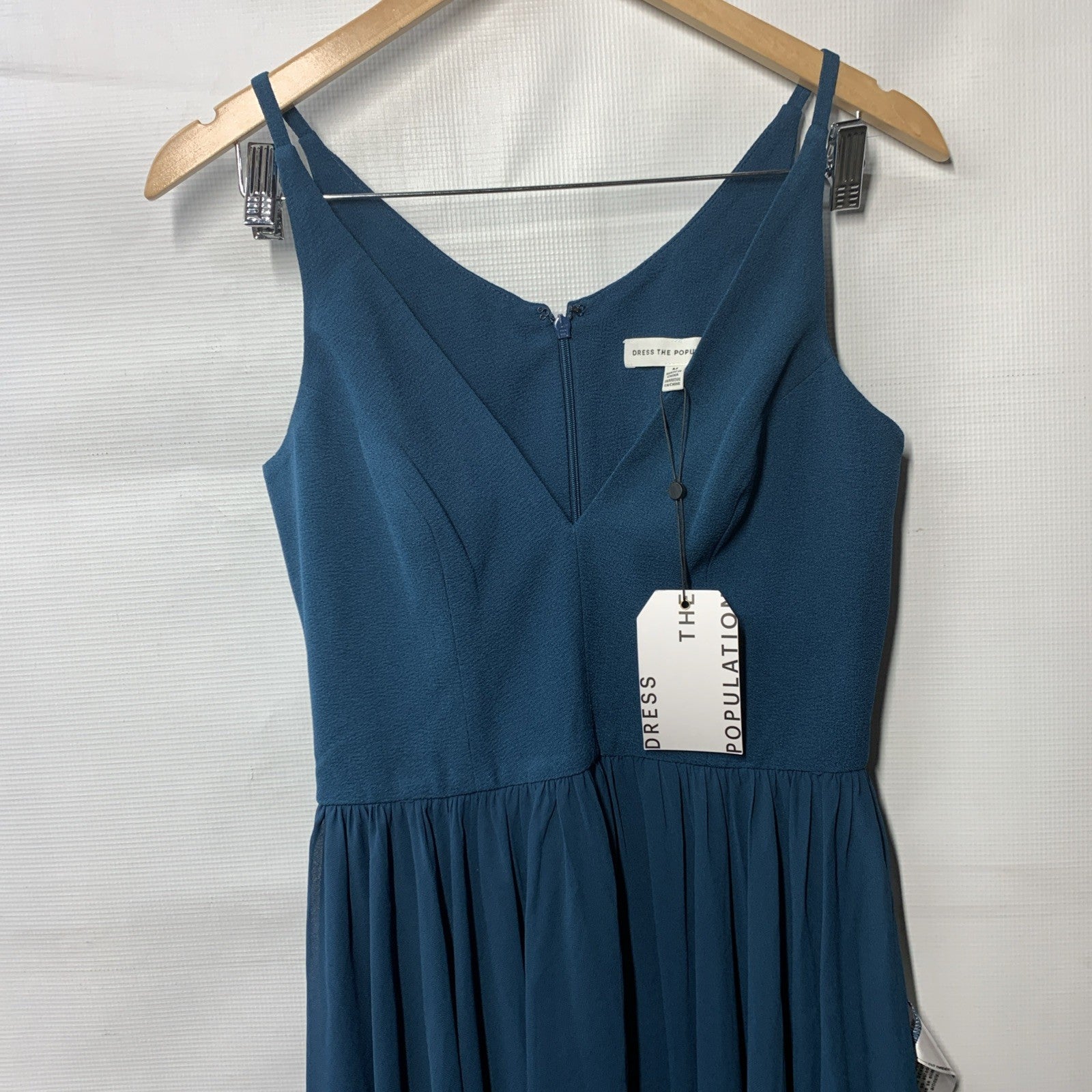 Dress the Population Alicia Plunging Fit and Flare Dress Mixed Media Medium