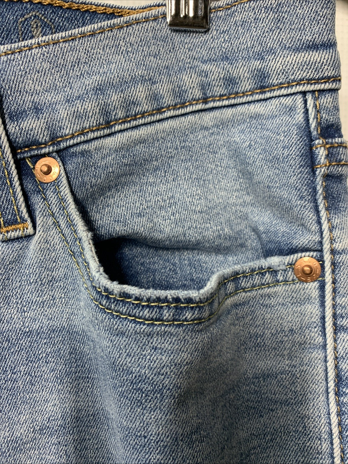 Levi's 541 Jeans Slim Fit Straight Leg Long Pants Athletic Taper w/Pockets 30x32