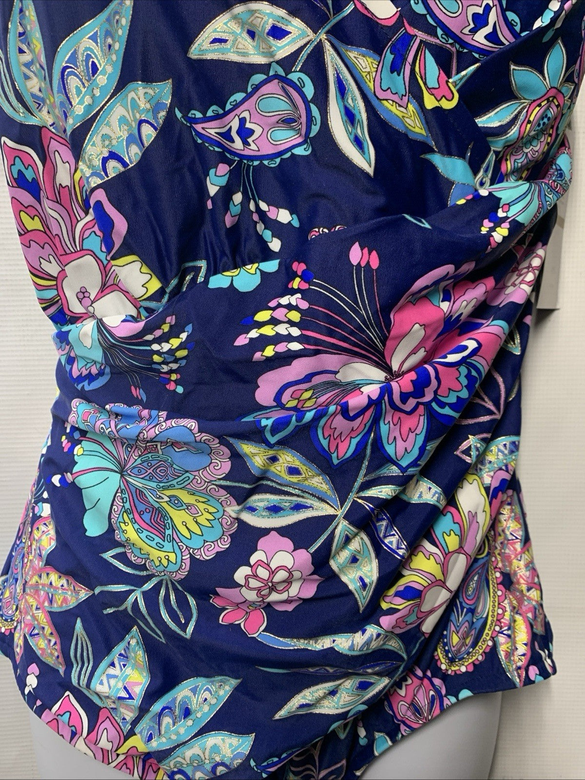 Maxine Of Hollywood Shirred Front Surplice One Piece Swimsuit MM2AW38 Size 12