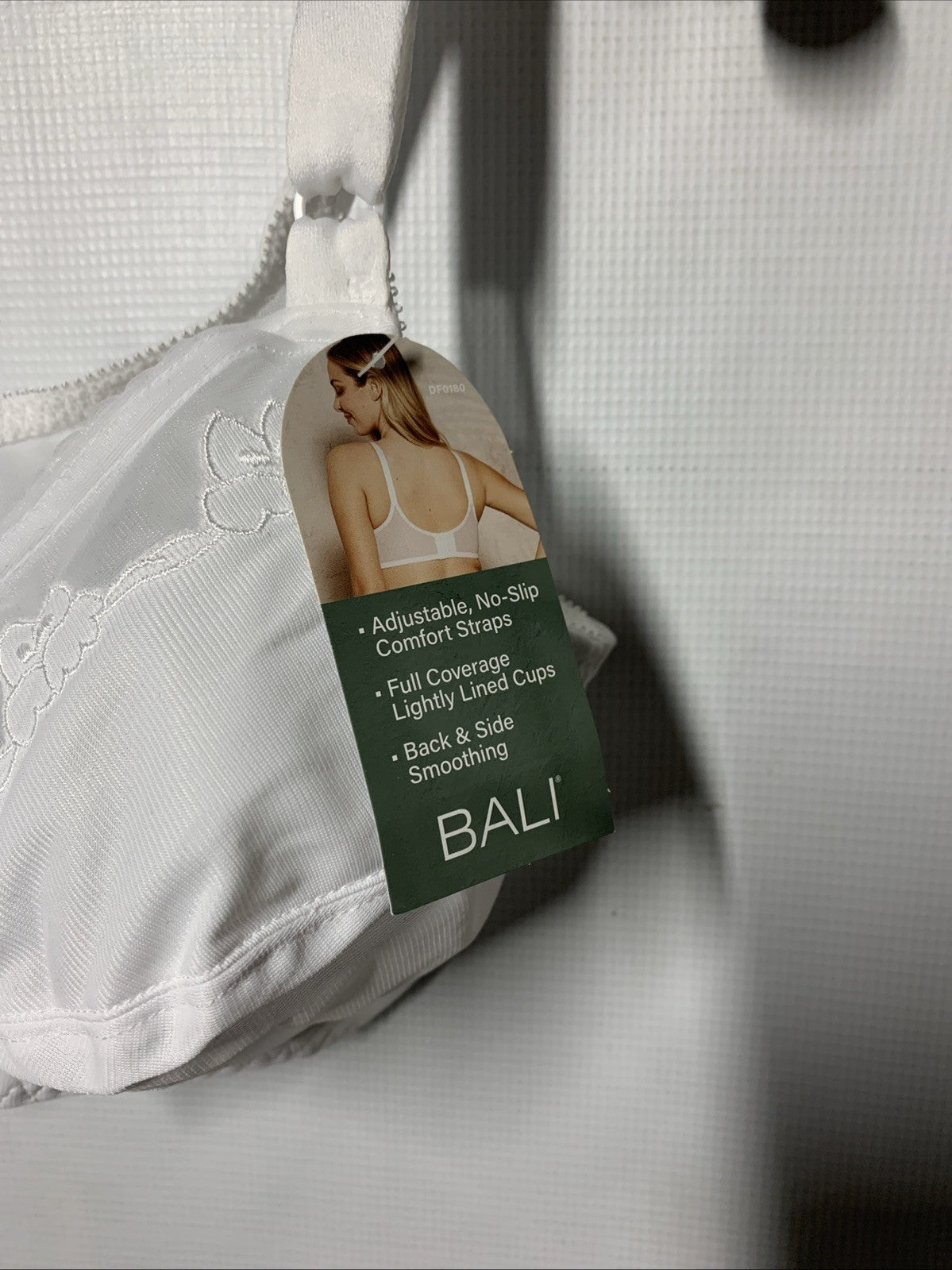 Bali 0180 Flower Bali Underwire Bra 36D White Full Coverage Lightly Lined Cup