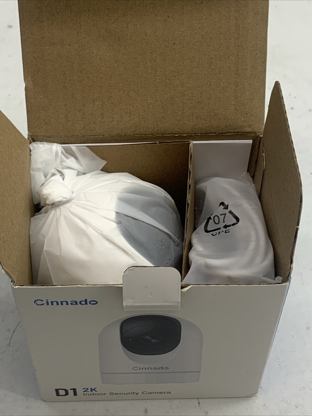 Cinnado Security Camera Indoor-2K 360° Wifi Cameras Home Monitor Security White