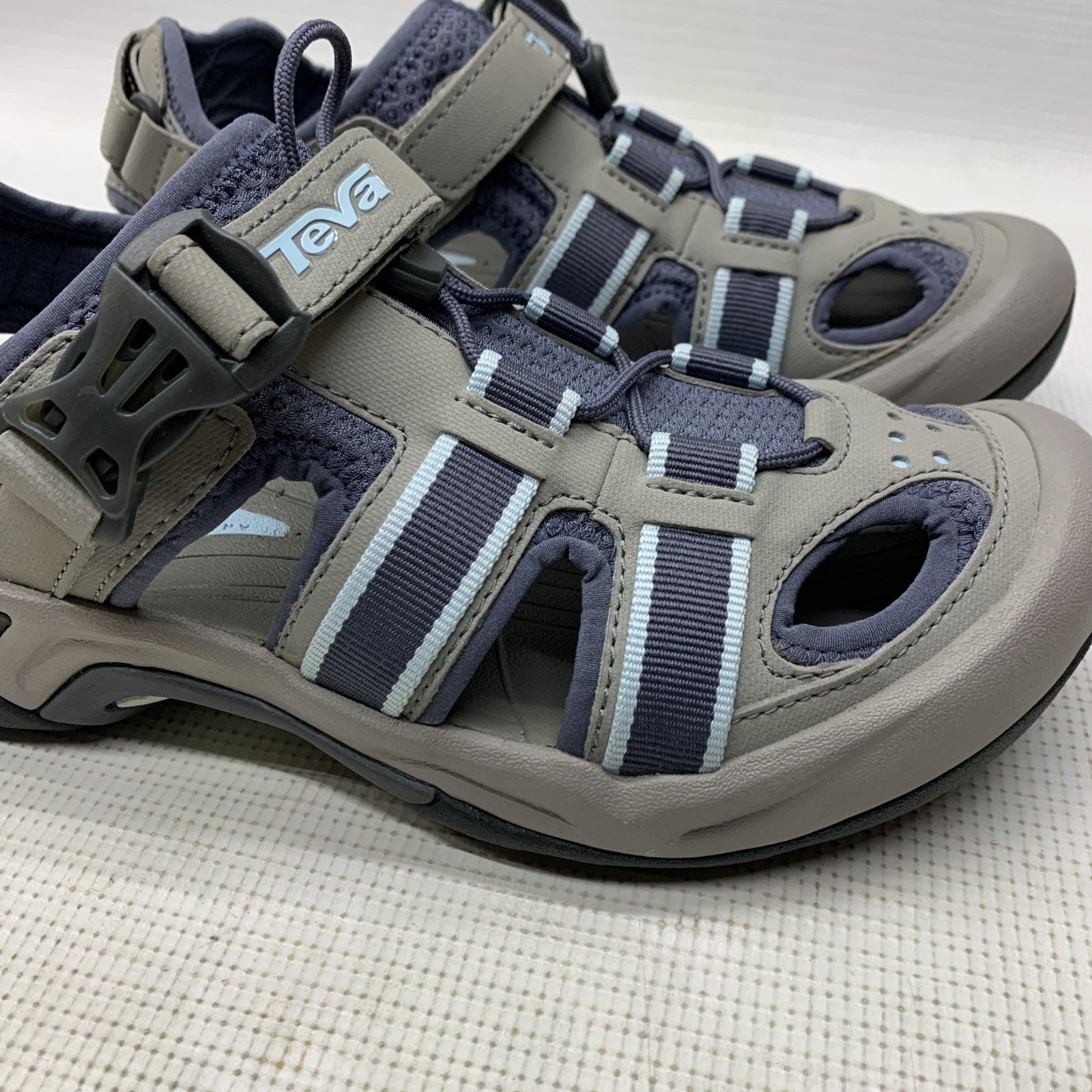 Teva 6154 Womens Omnium Hybrid Hiking Water Shoe Sandal Slate Hook & Loop Size 7
