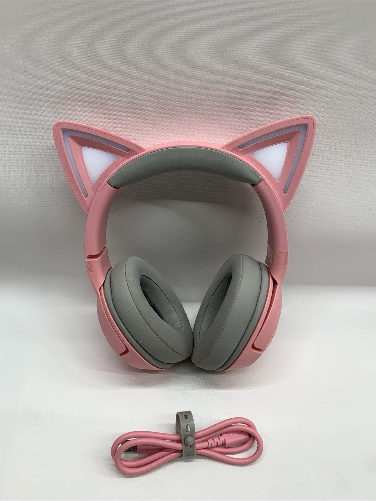 Razer Kraken BT Kitty Edition 40mm Chroma Bluetooth Headset - Quartz Pink (Used)