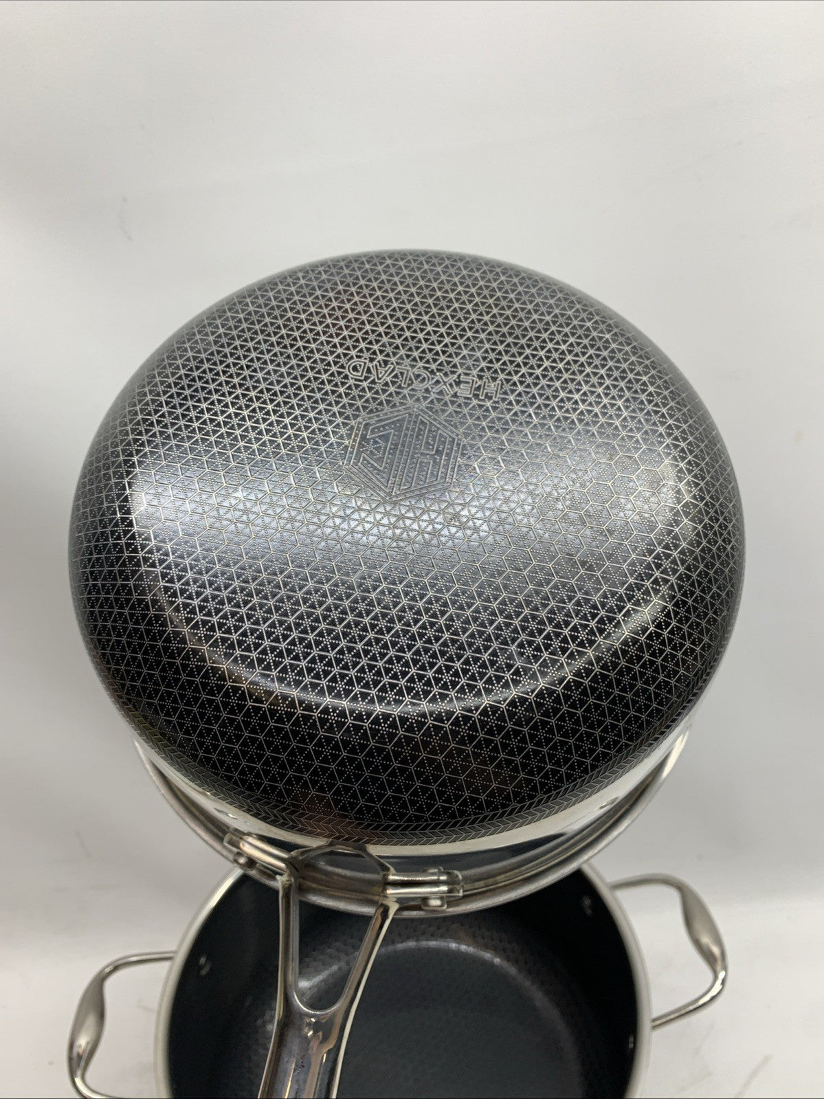 HexClad Hybrid Nonstick 6-Piece Pot Set 8, 3 & 2 Qt Pots with Cover Lids - USED