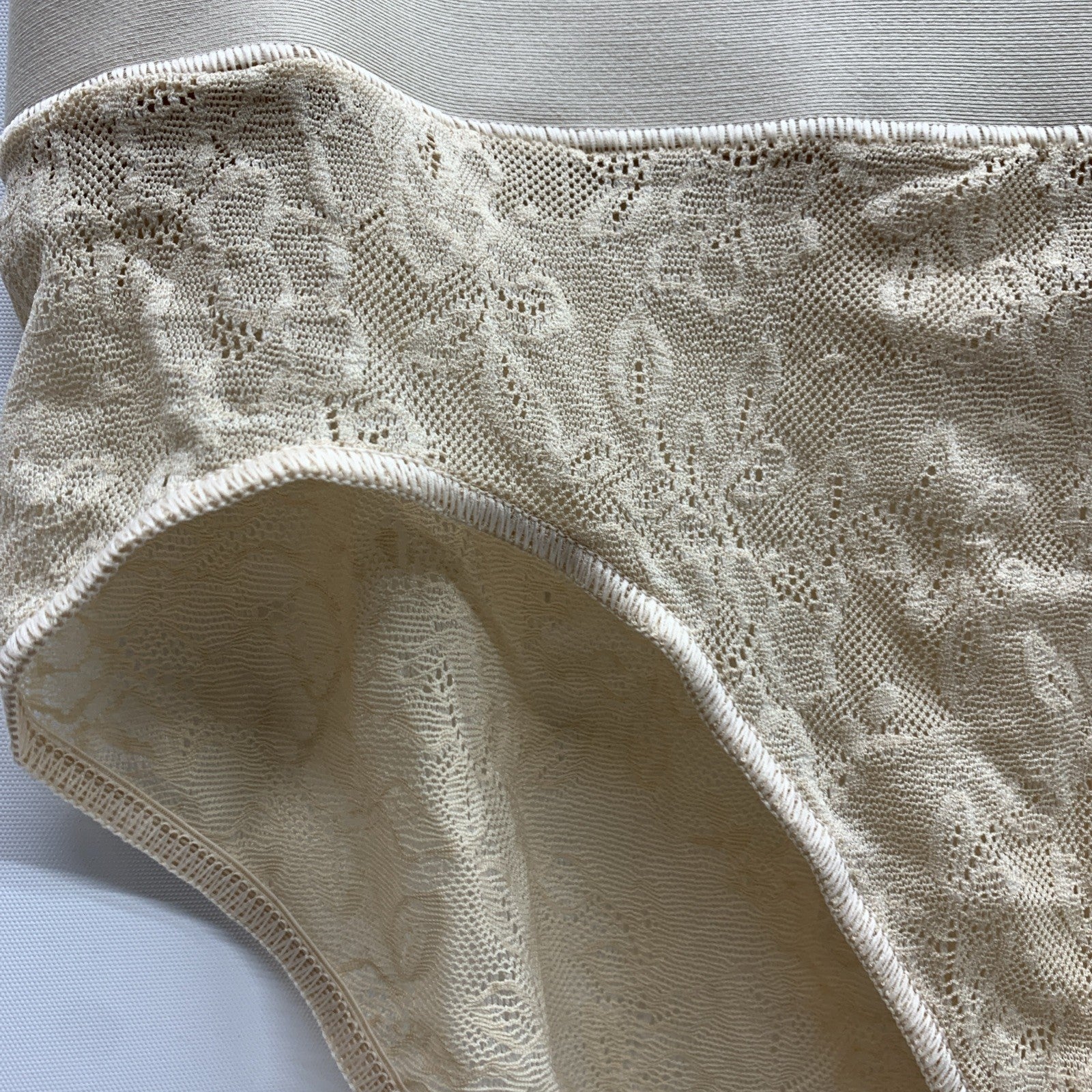 Maidenform Women's Tame Your Tummy Shaping Lace With Cool Comfort DM0051 2XL