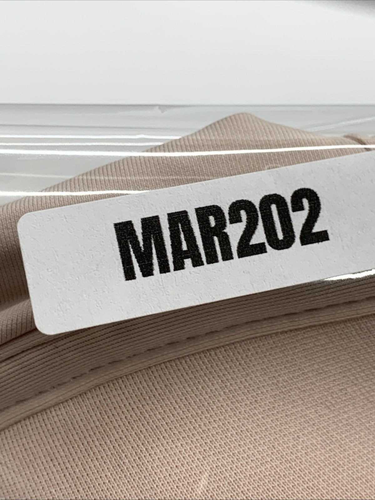 Bali Women's One Smooth U Underwire Bra 36B Rose DF3439 LightIllusion Back smoot