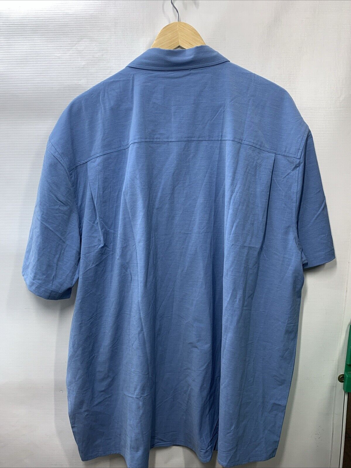 Huk Men’s Large Kona Solid Short Sleeve Button Up Performance Shirt - Size 3XL