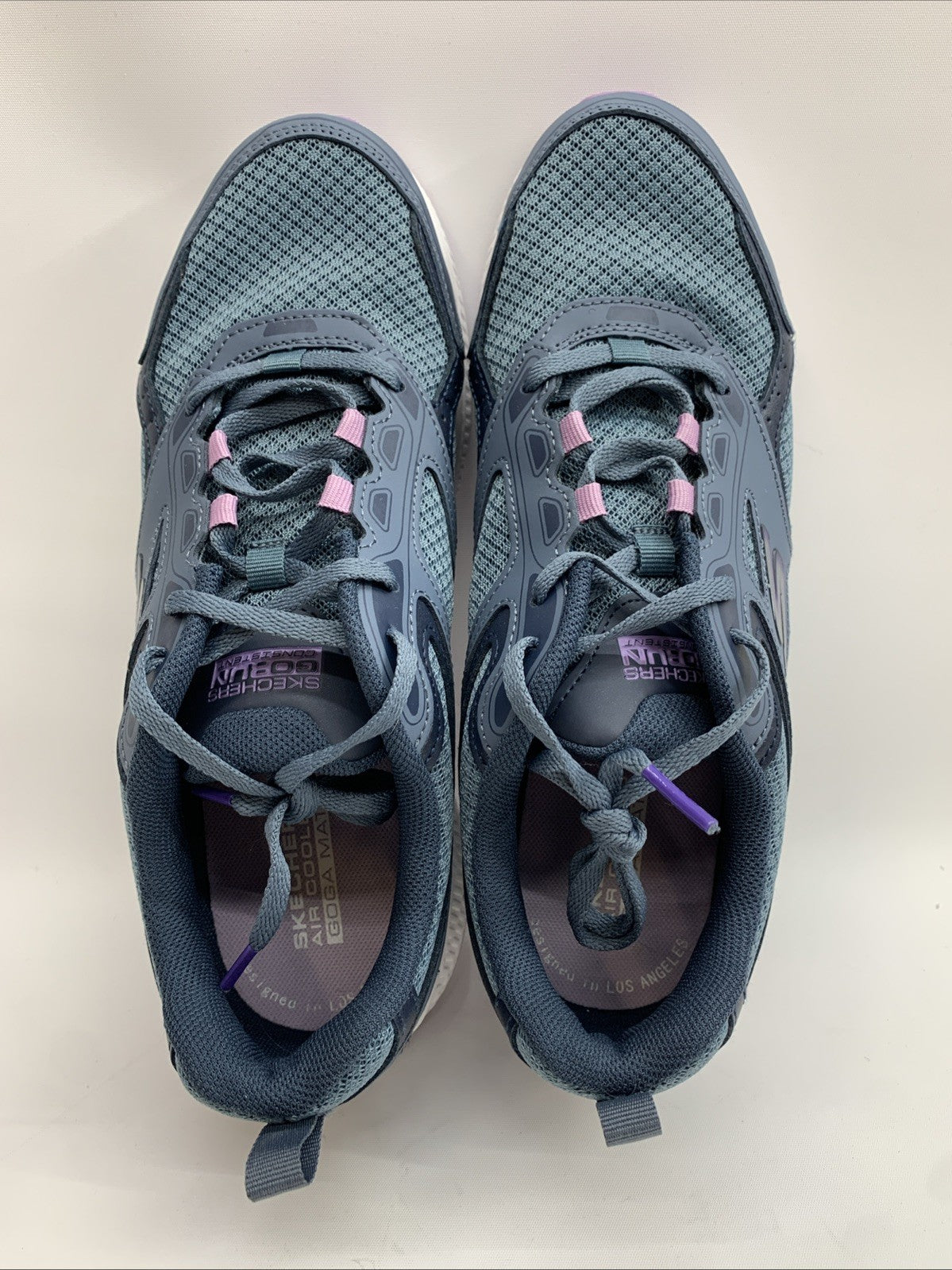 Skechers GO RUN Shoes Consistent 9.5 Blue Purple Air Cooled Goga Mat Lace-up