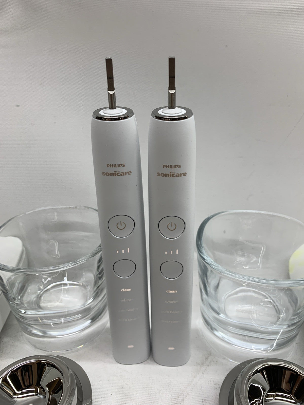 Philips Sonicare DiamondClean Smart HX991 Toothbrush White 2-Pack - NO HEADS