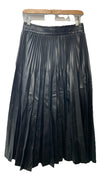 BCBGMAXAZRIA Women's Faux Leather Pleated Skirt with Back Zipper Size 6 Black