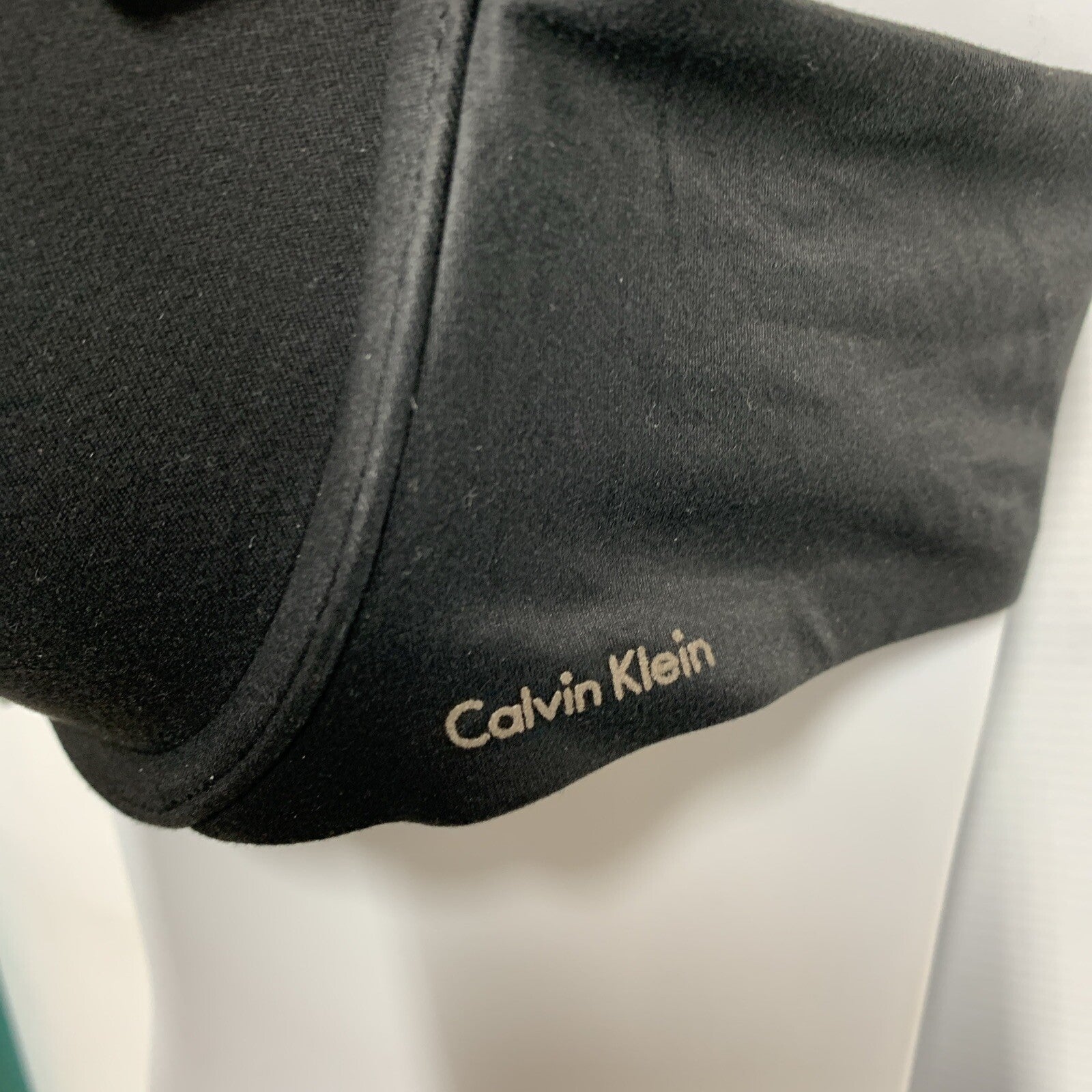 Calvin Klein Perfectly Fit Modern T-Shirt Bra 34A Black Underwire Thin Padding