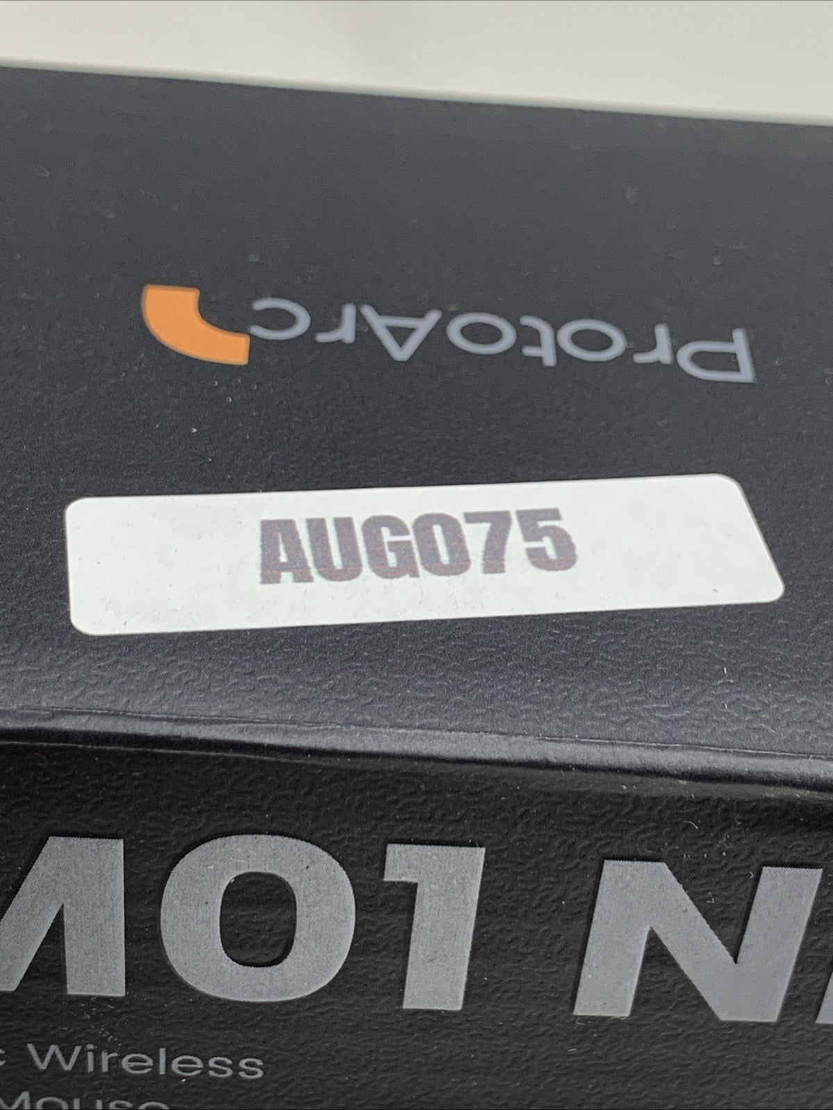 ProtoArc EM01 NL Ergonomic Bluetooth Wireless Trackball Mouse Rollerball Thumb