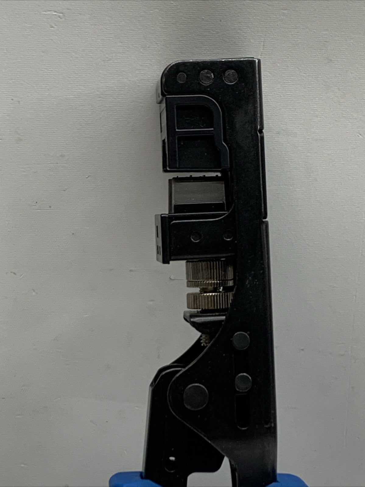 90° Angled Speed Termination Tool w 15-Pack of 90° Angled CAT6/5e Keystone Jacks