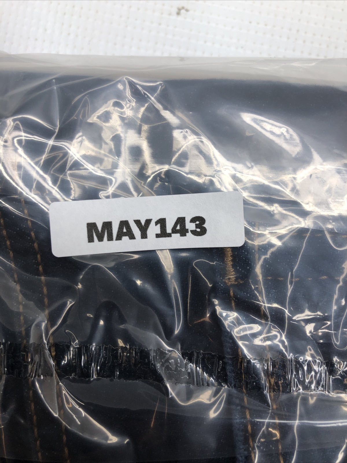 Levi's Women's Ribcage Straight Ankle Jeans Dark Indigo Destructed Size 31x27