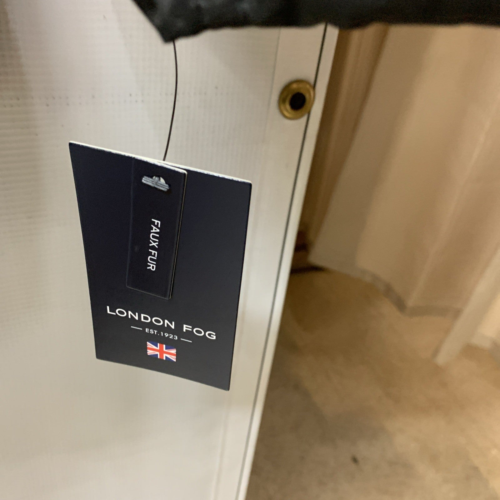 London Fog Hooded Down Puffer Jacket Coat Black Sz Small Long Sleeve L820627L93