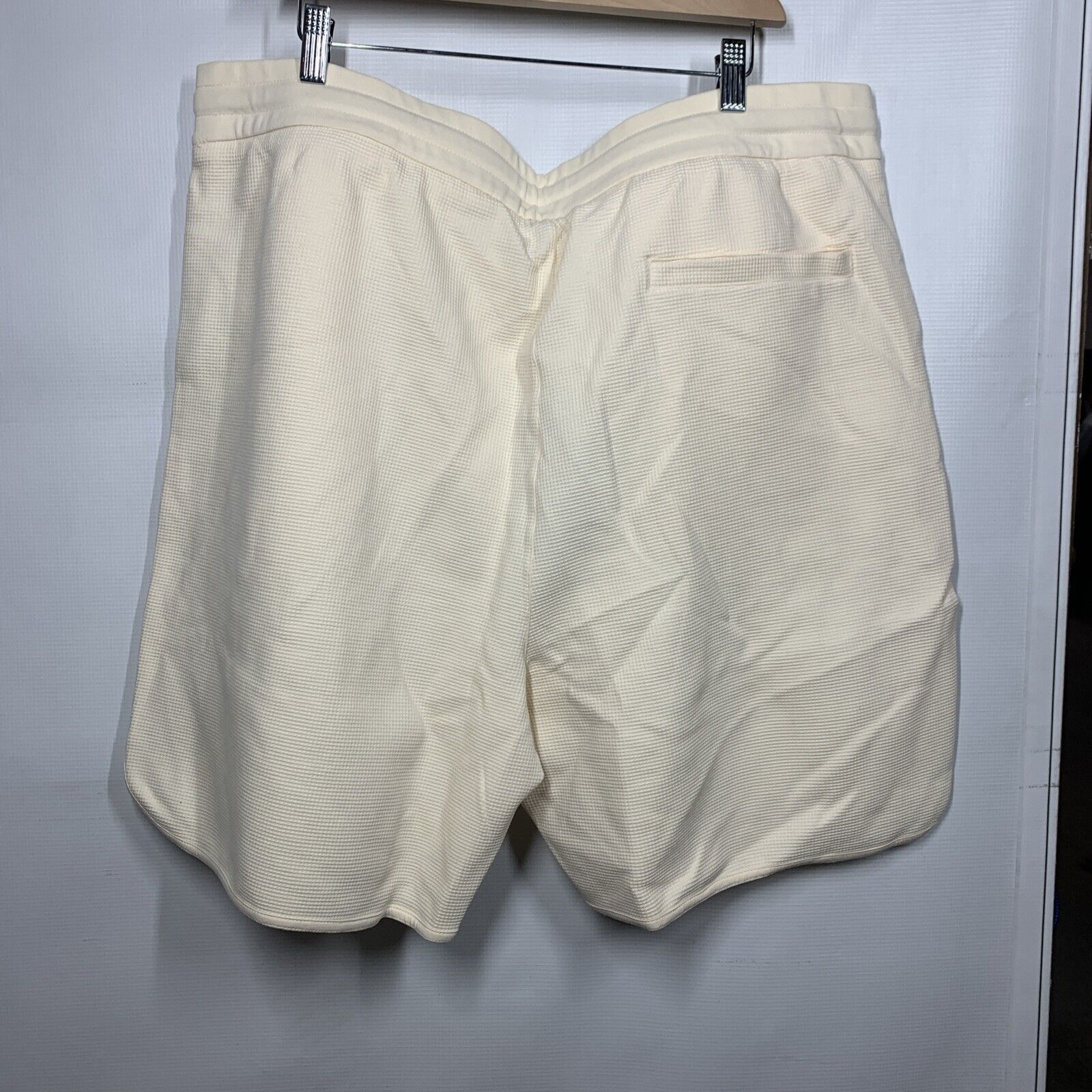 Armani Exchange Mens Drawstring Waffle Shorts Size 2XL Cream Casual with Pockets
