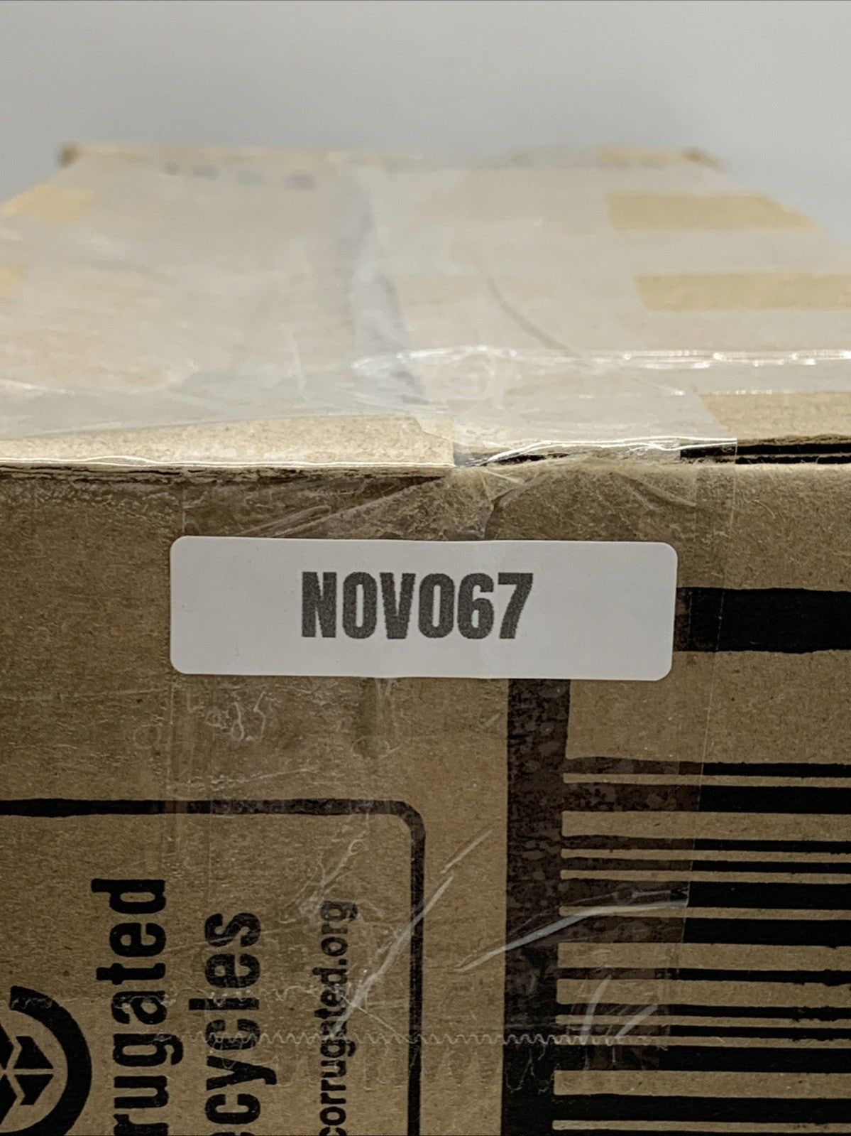 Tomcat Glue Traps Mouse Size + Eugenol for Enhanced Stickiness 6 Trap - 12 Packs