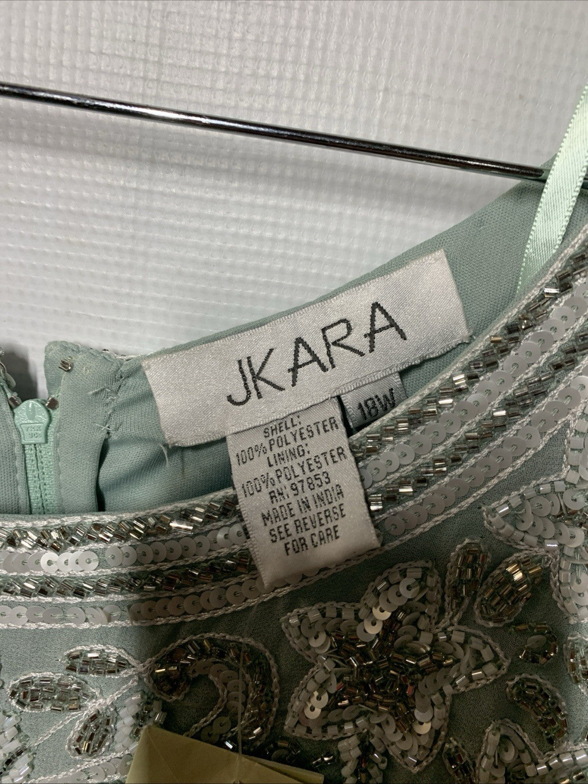 J Kara Womens Cap Sleeve Long Beaded Wedding Party Formal Evening Dress Size 18W