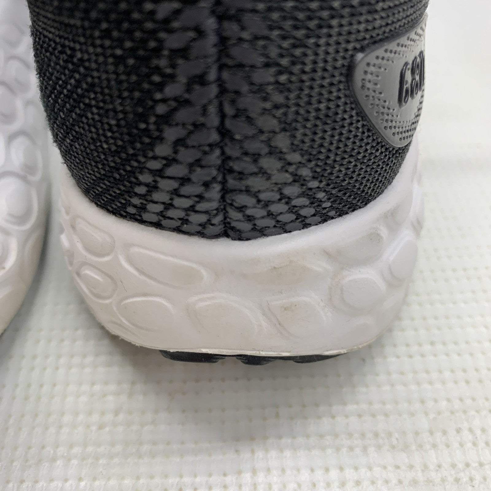 New Balance Women's Warisek4 Black Running Shoes Arishi v4 8.5 Lace-up Sneaker