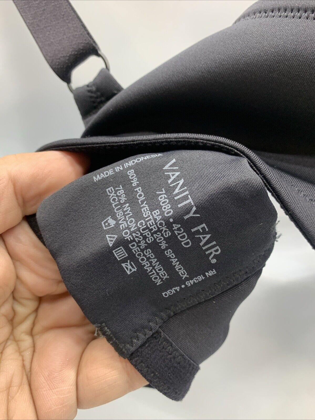 Vanity Fair Beauty Back Smoothing Full Figure Minimizer Bra 76080 Size 42DD Blac